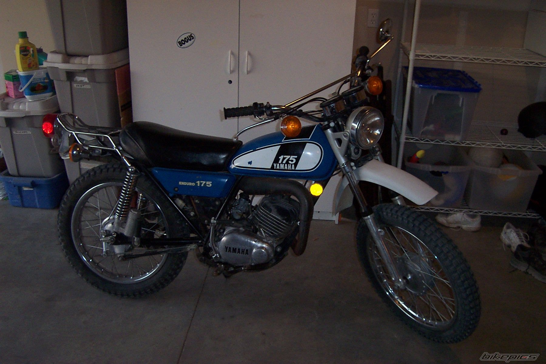 Photo 1045749