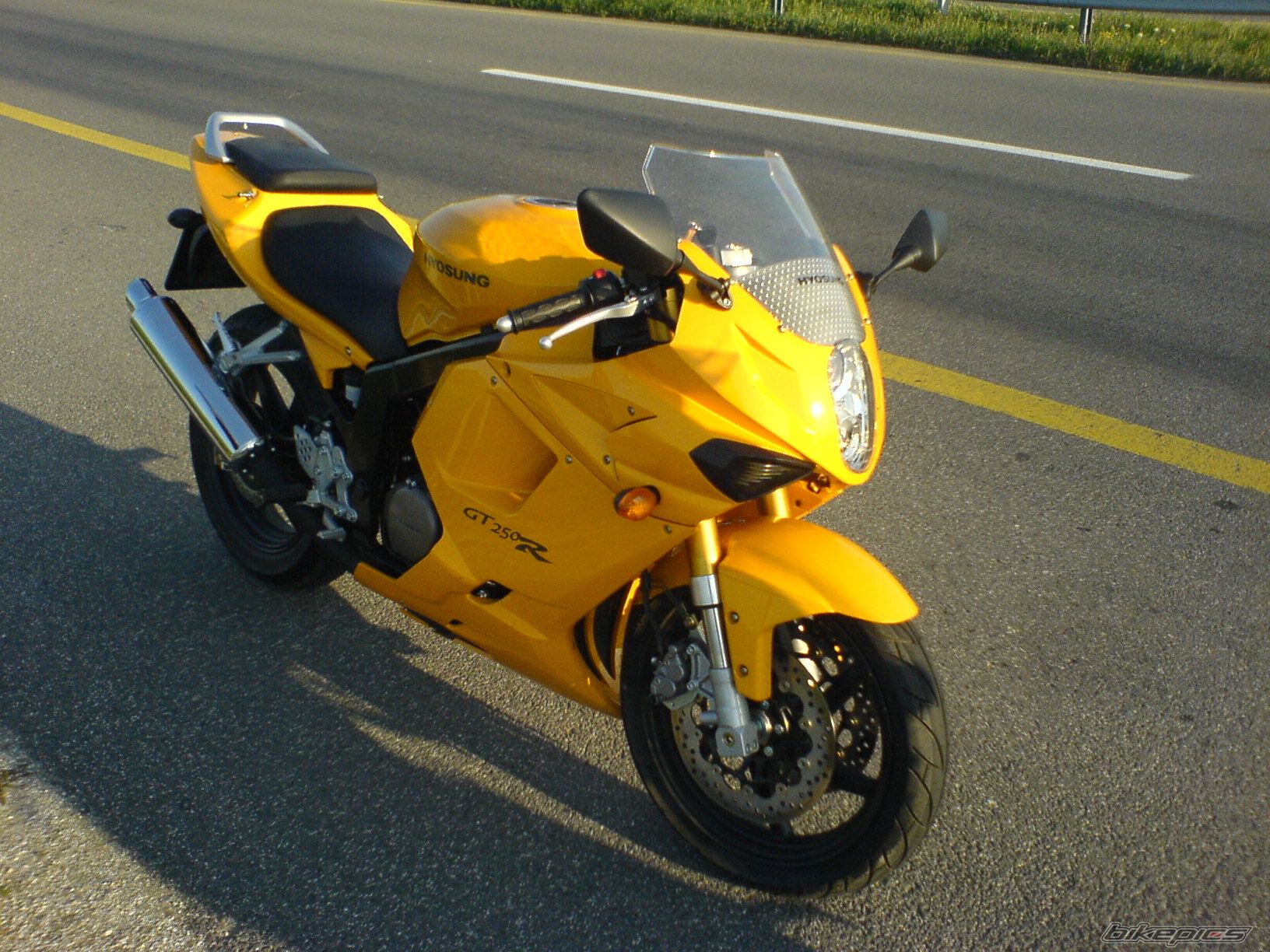 Photo 1045887