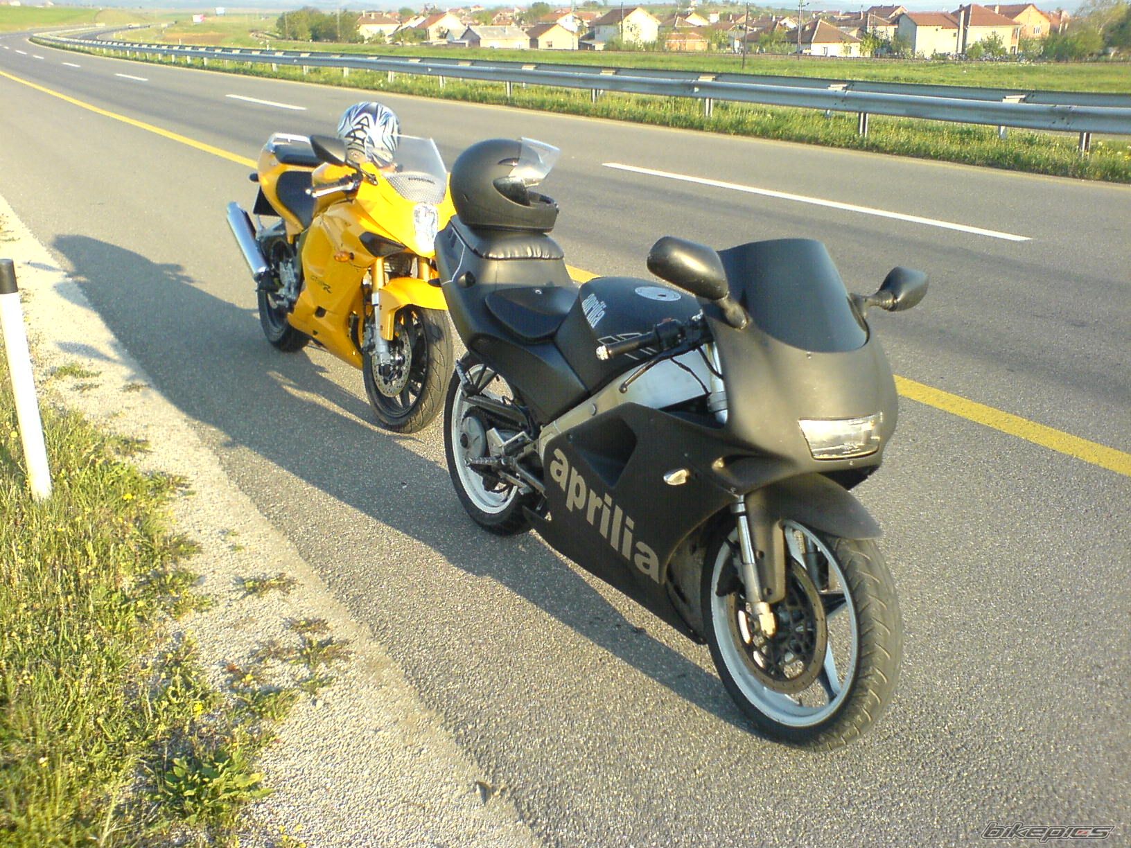 Photo 1045889