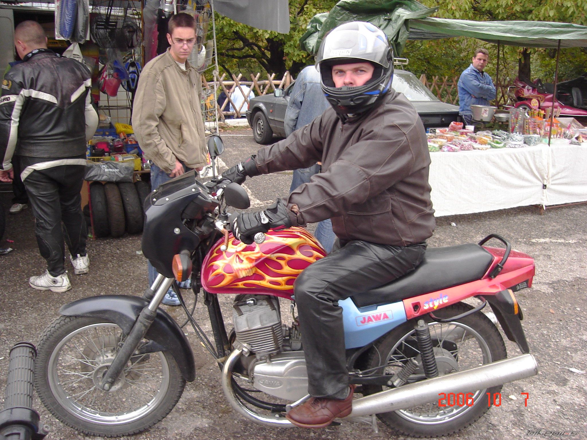Photo 1045914