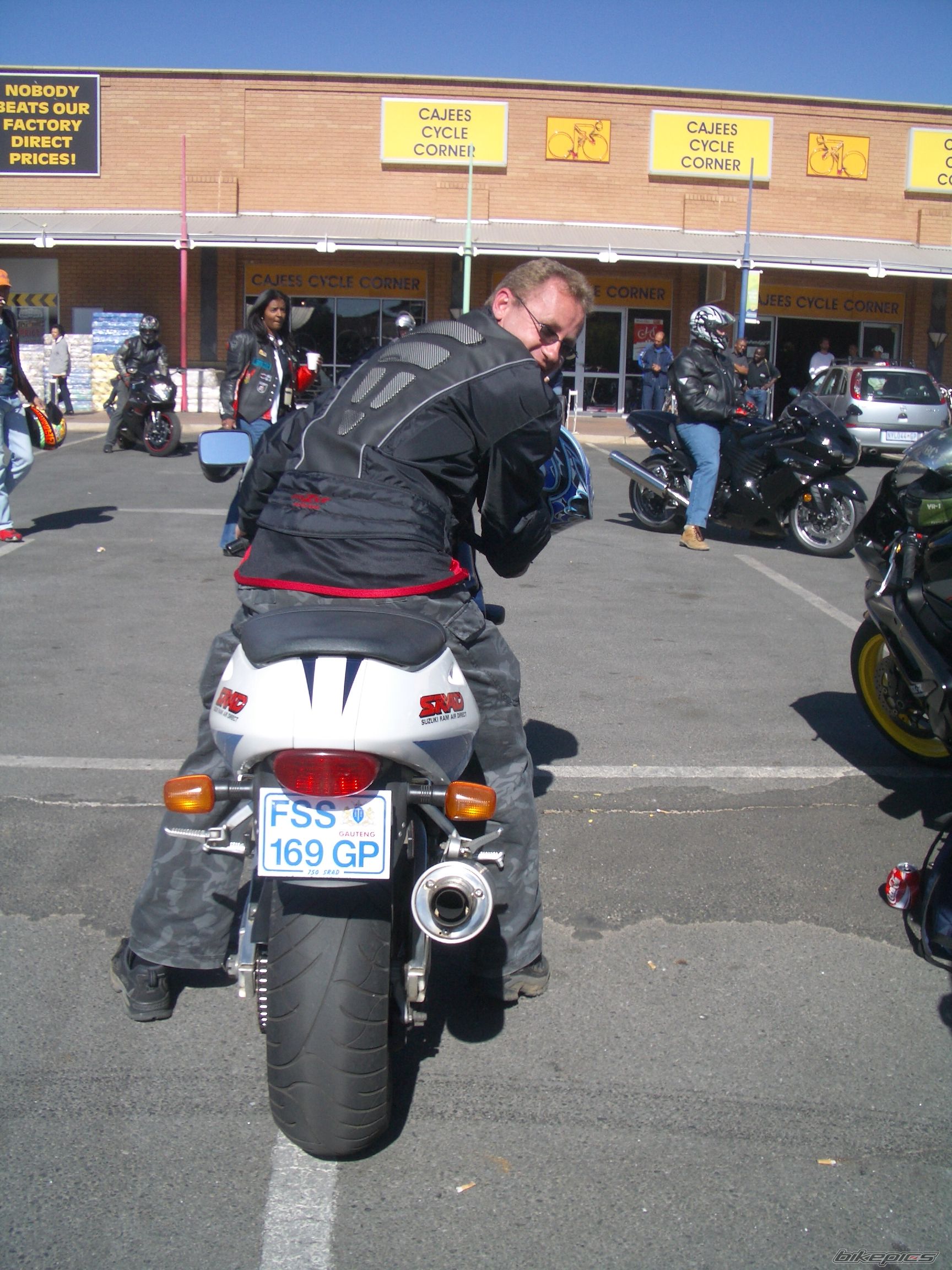 Bike Photo 1045916