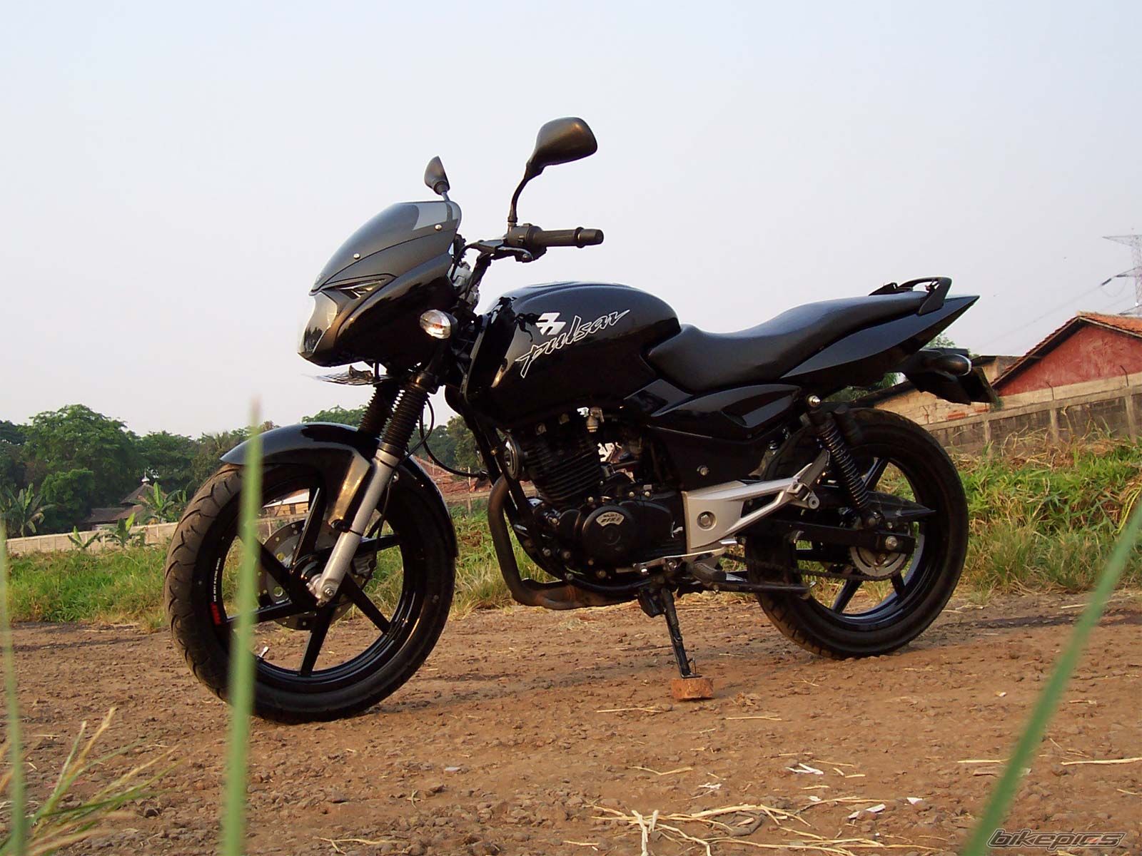 Bike Photo 1045960