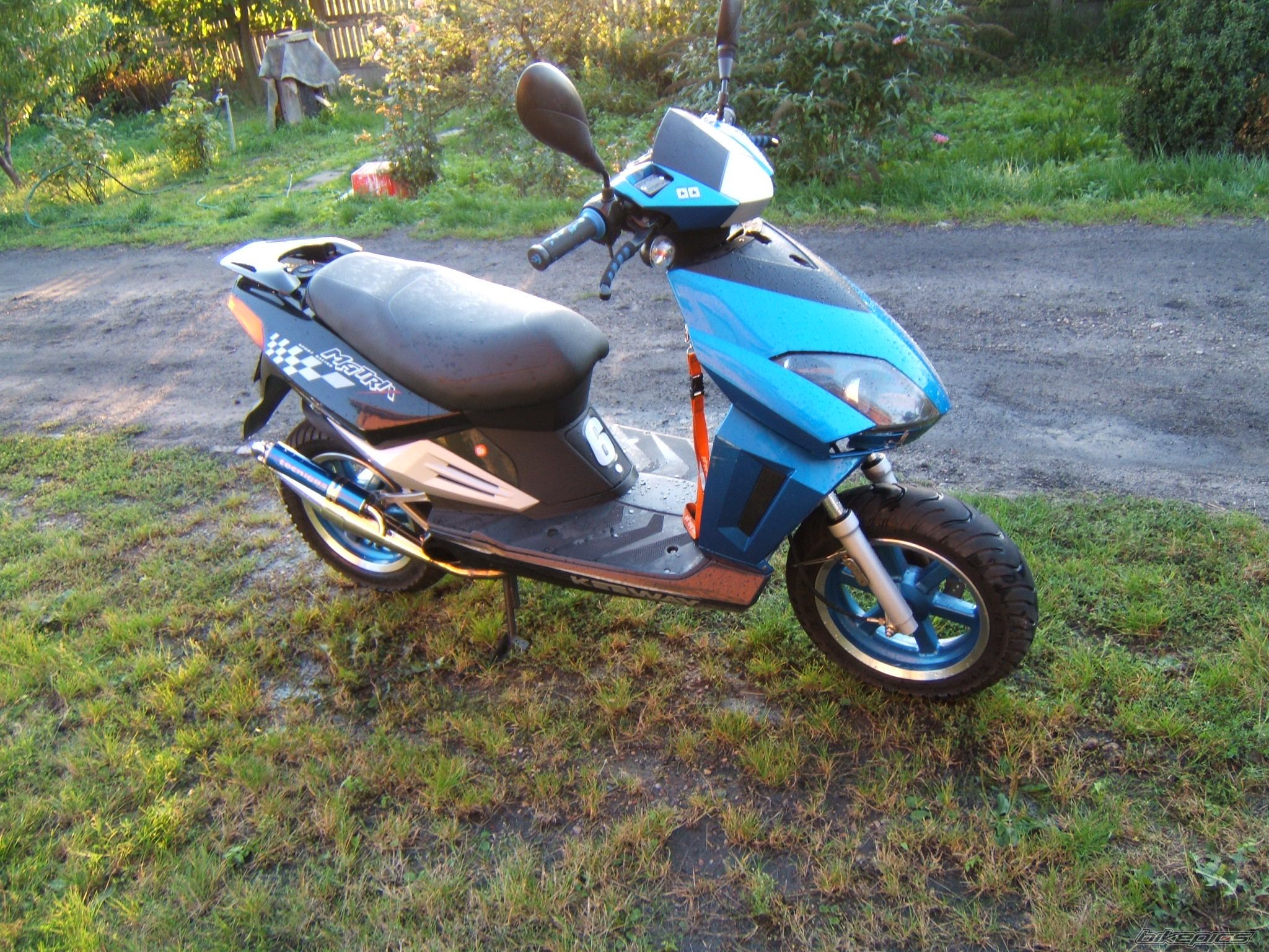 Photo 1046100