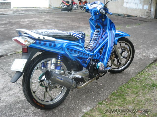 Photo 1046165