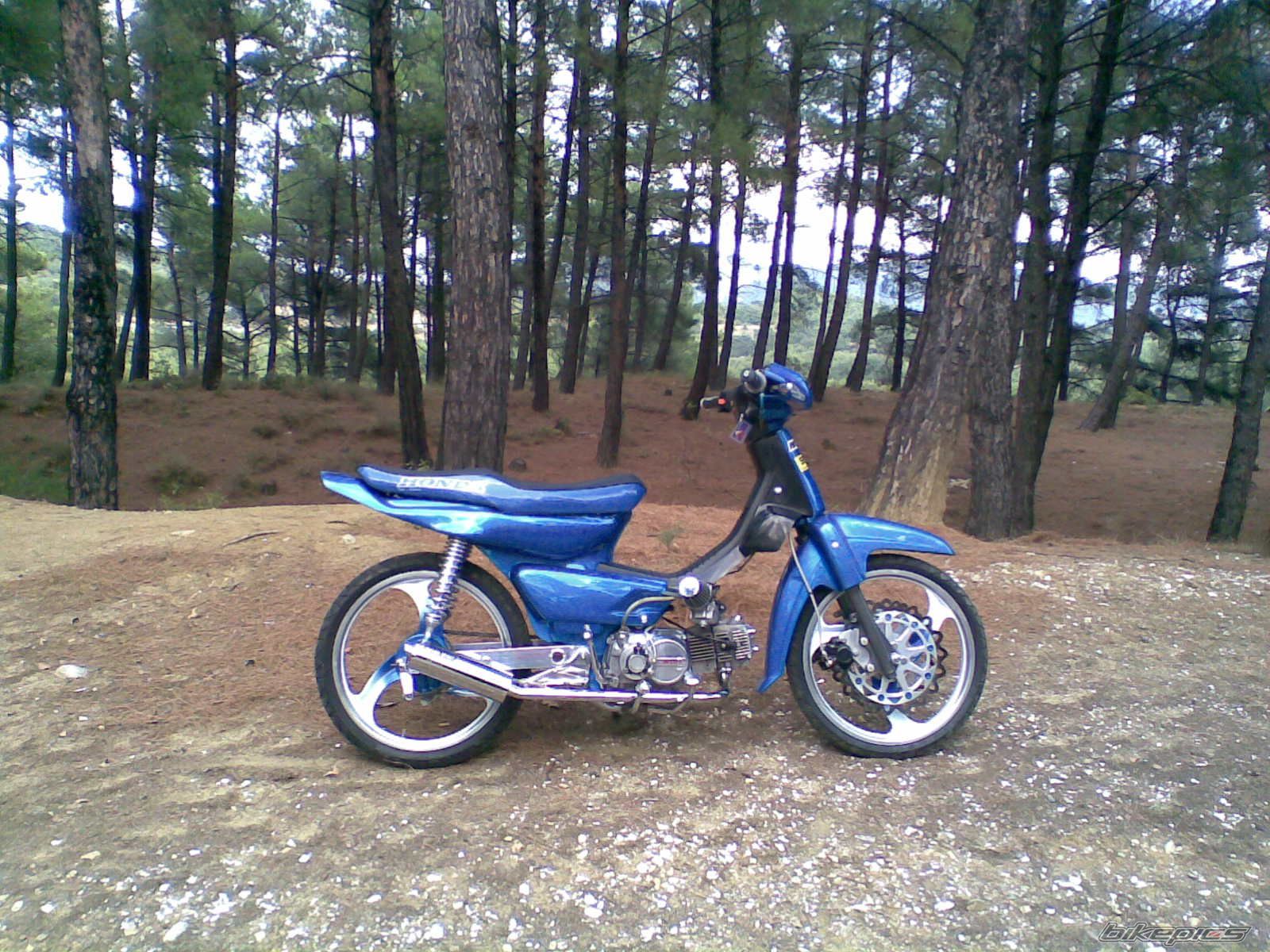 Photo 1047035