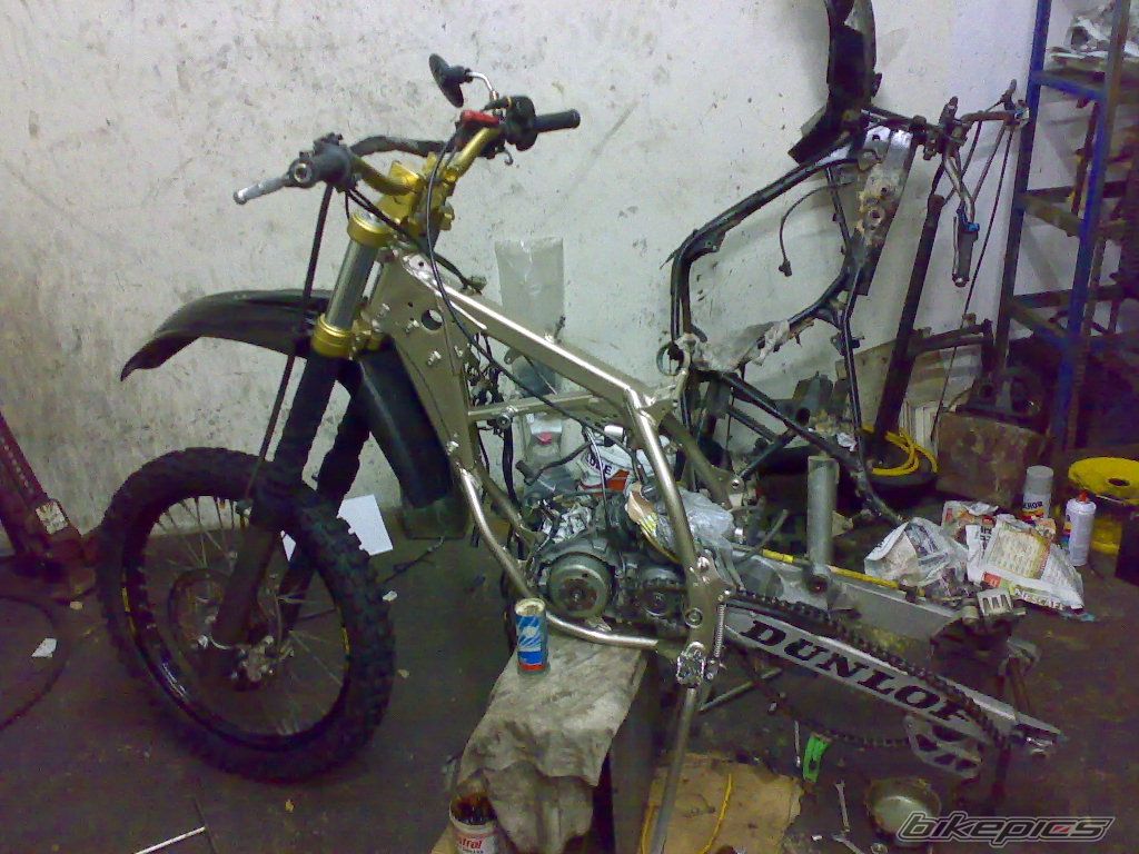 Photo 1047097