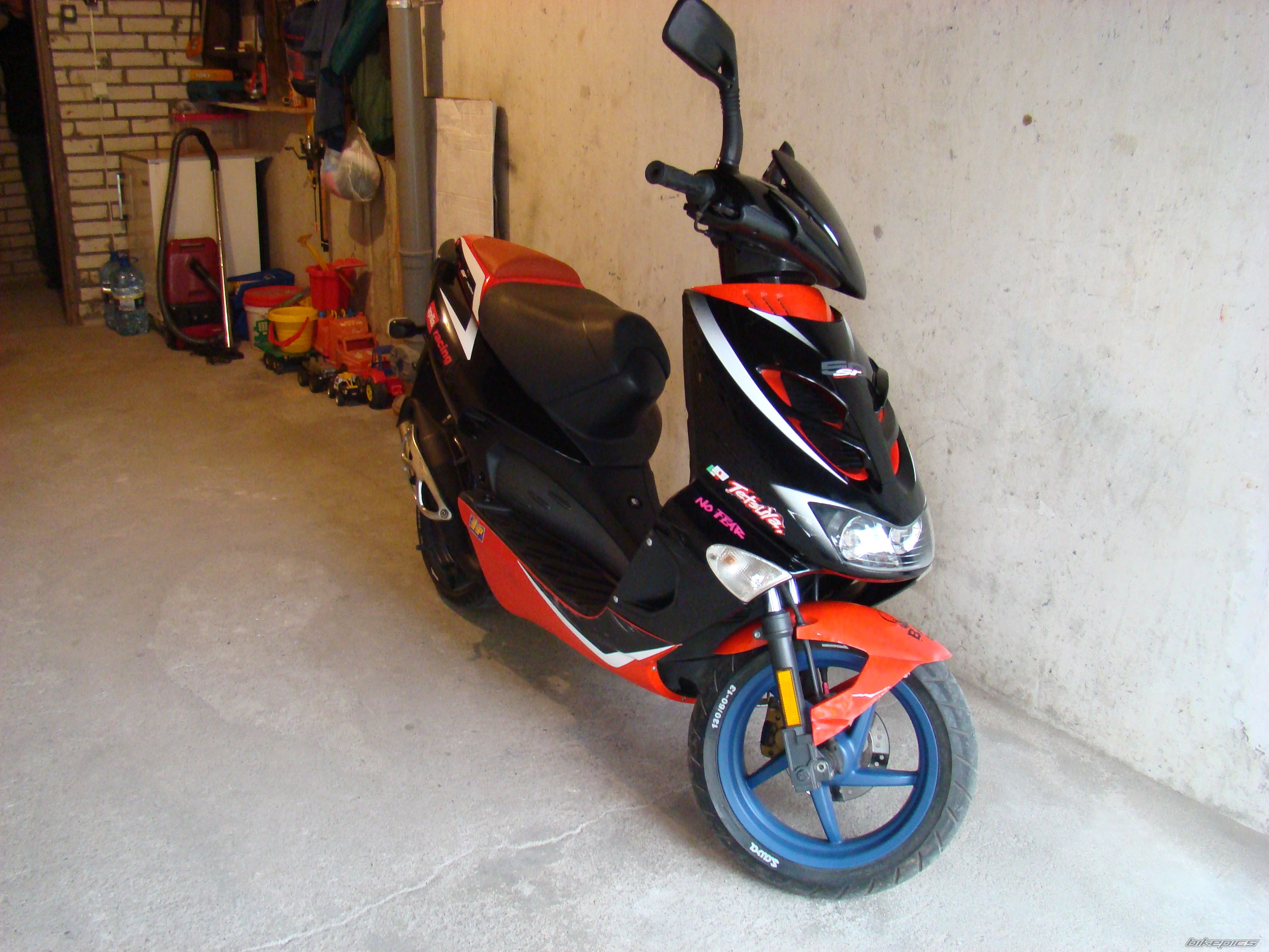 Photo 1047168