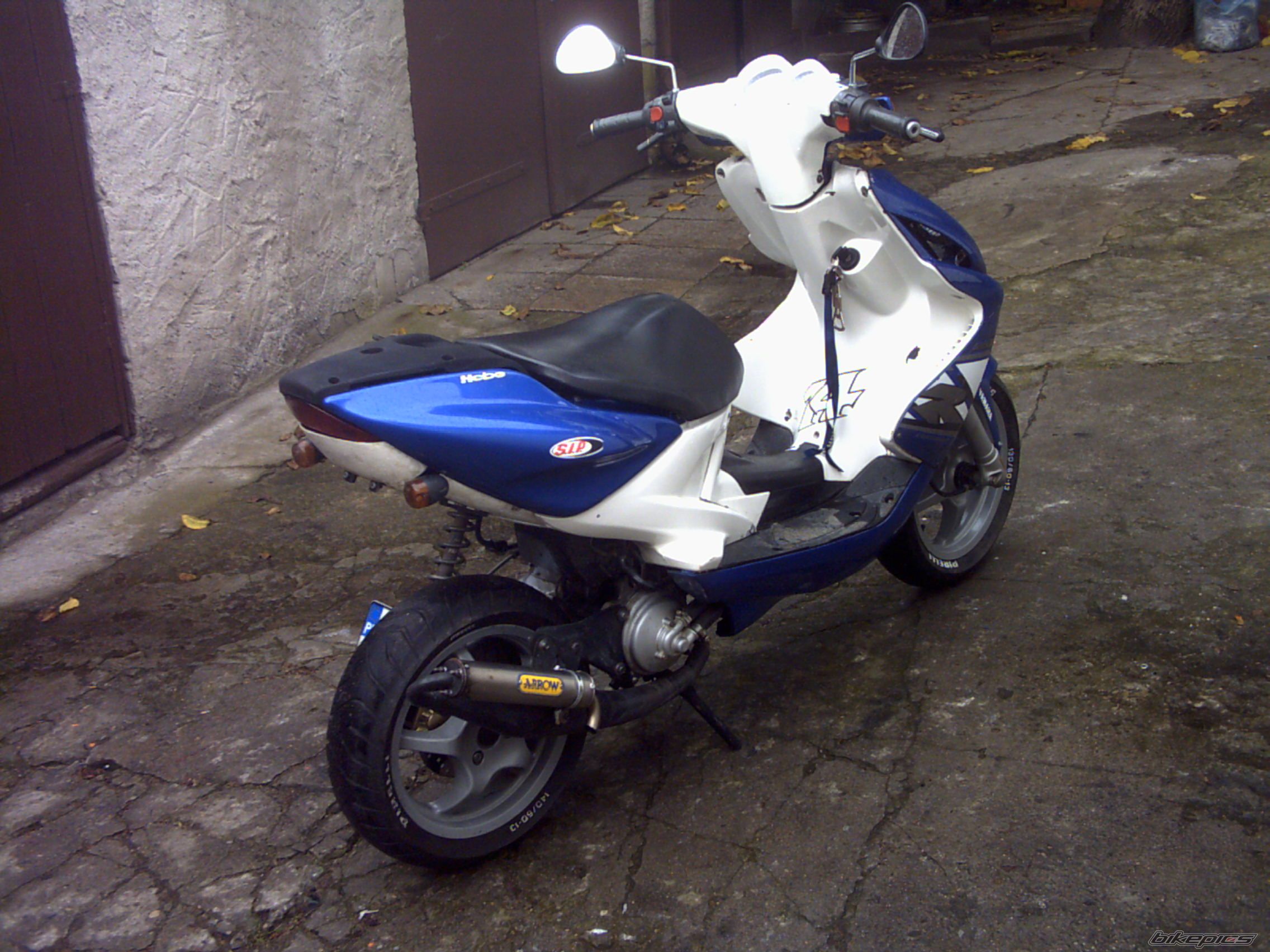 Photo 1047174
