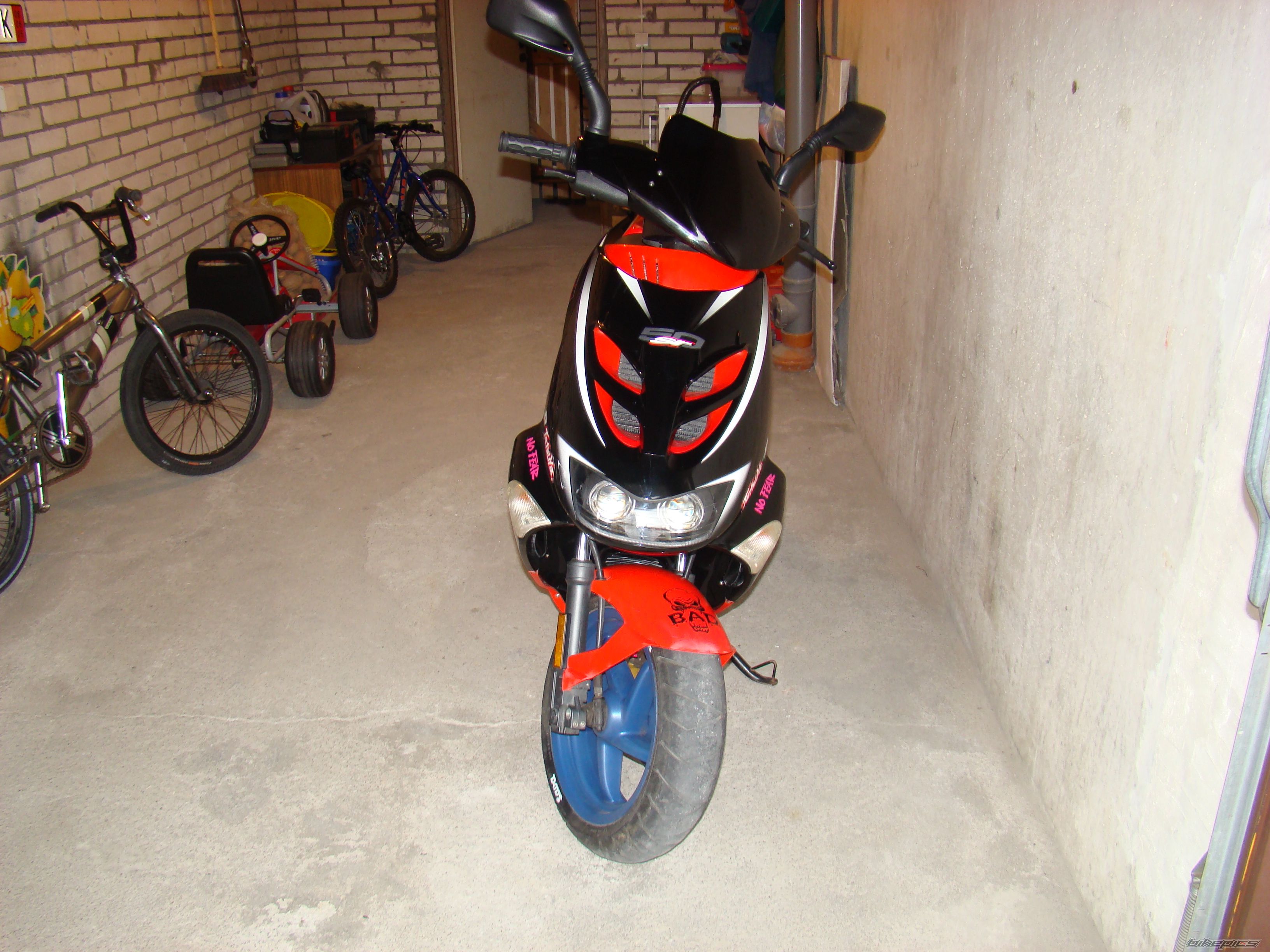 Photo 1047192