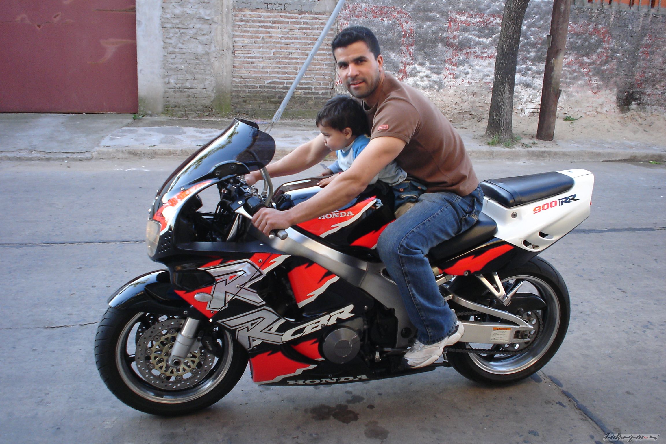Bike Photo 1047380
