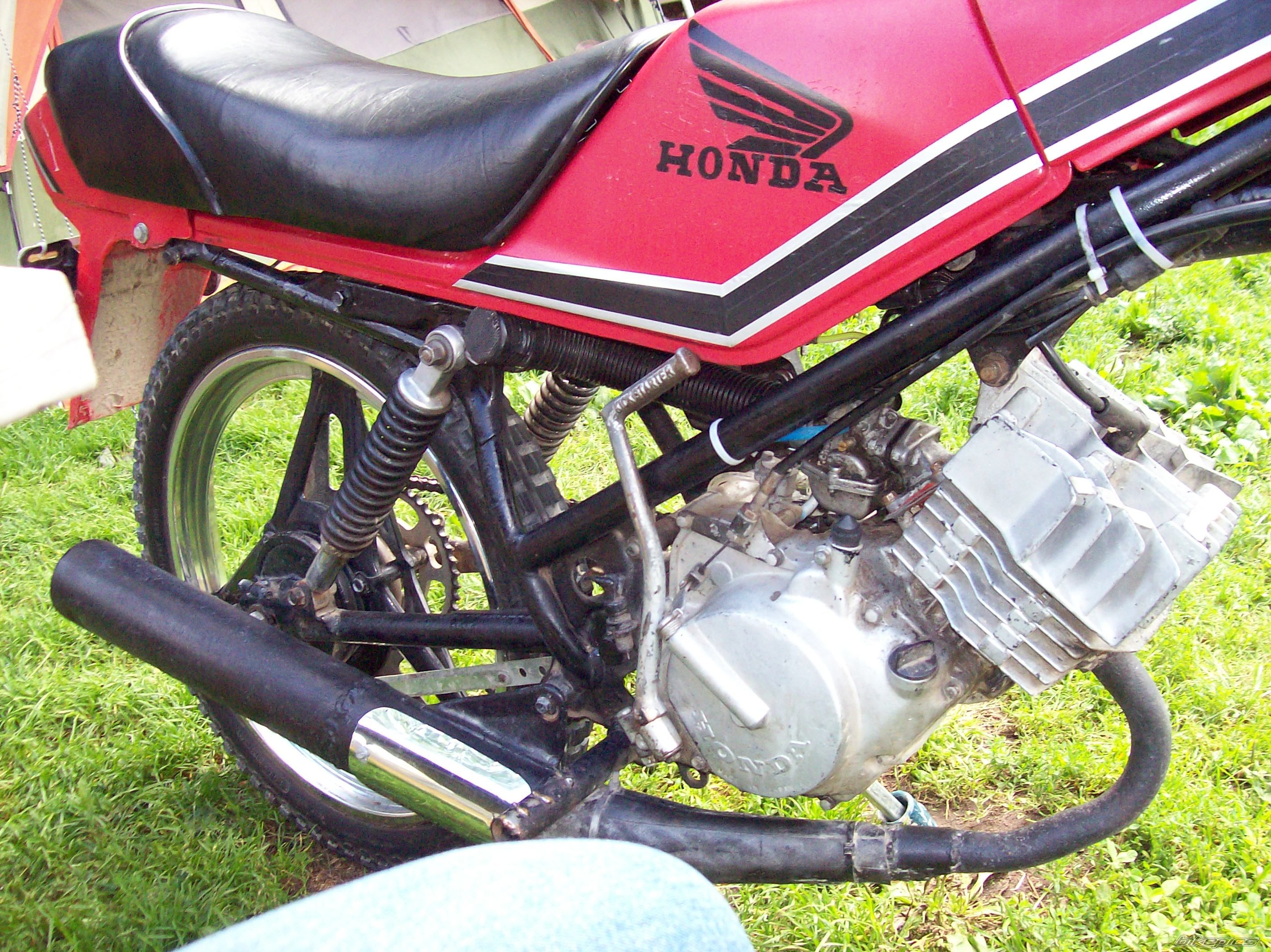 Photo 1047757
