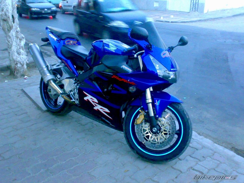 Photo 1047885