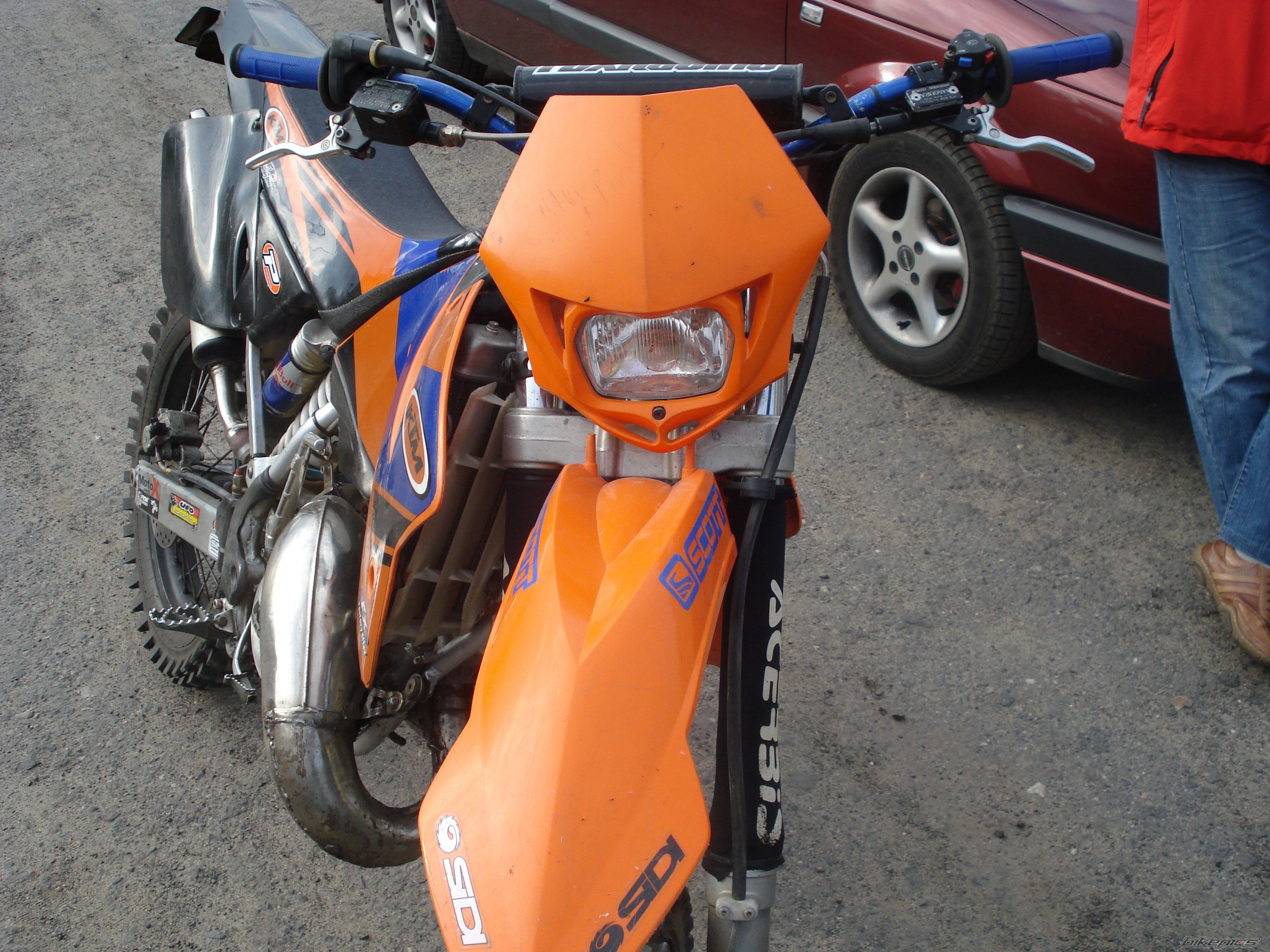 Photo 1048569