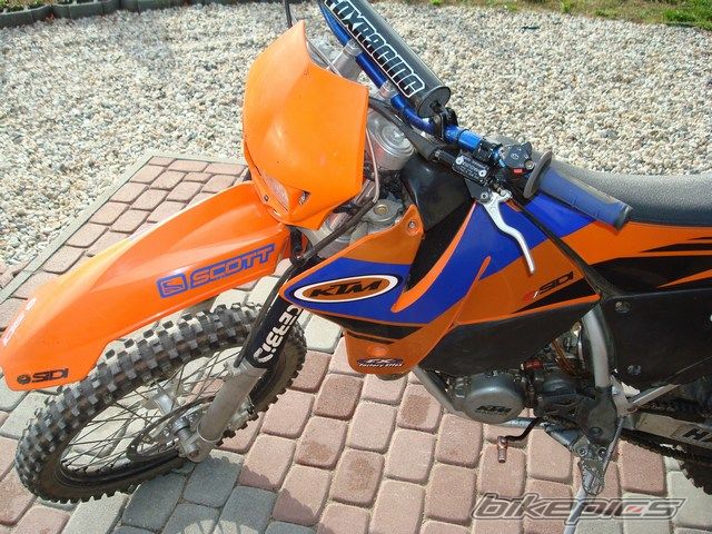 Photo 1048587