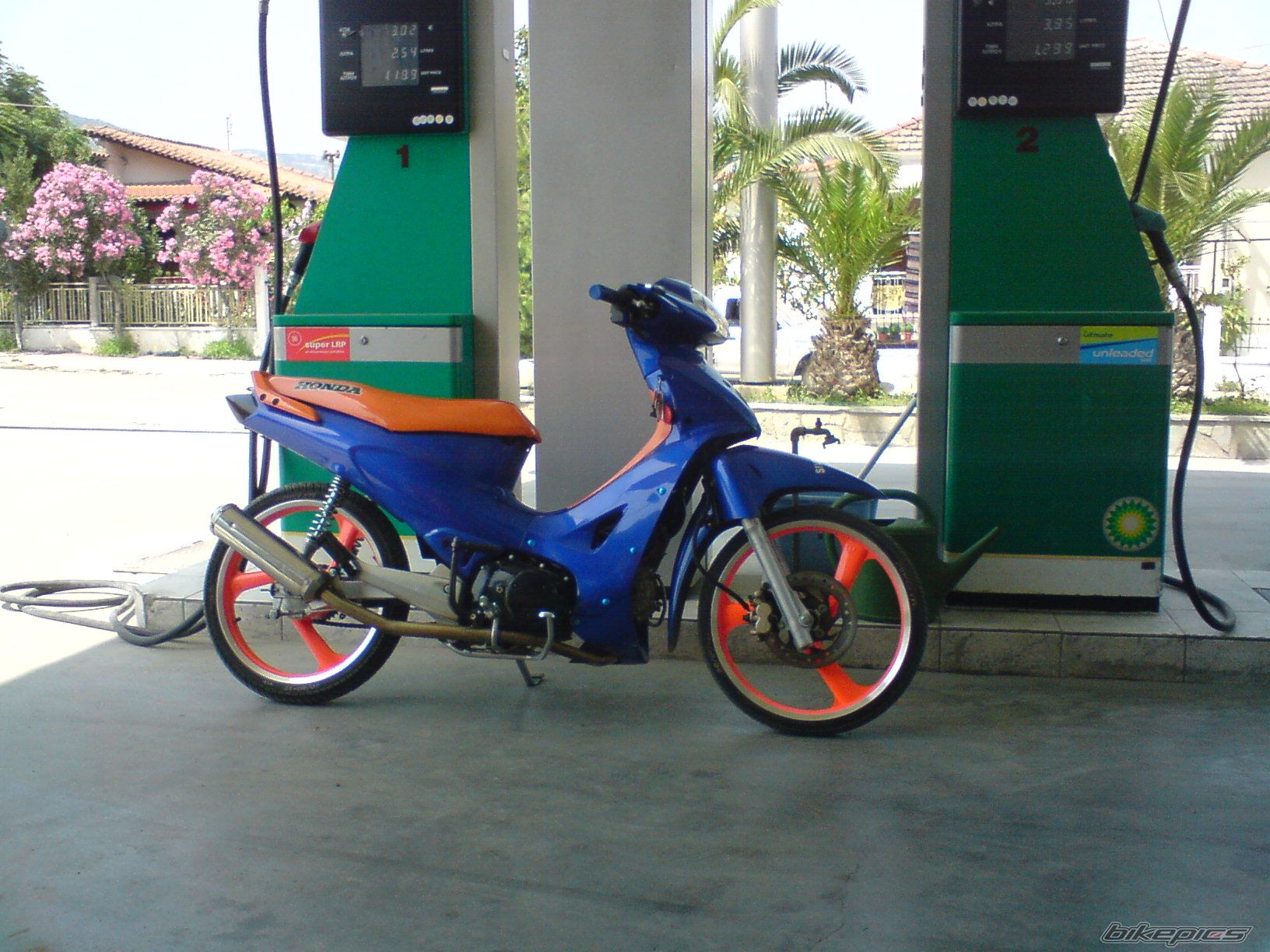 Bike Photo 1048662
