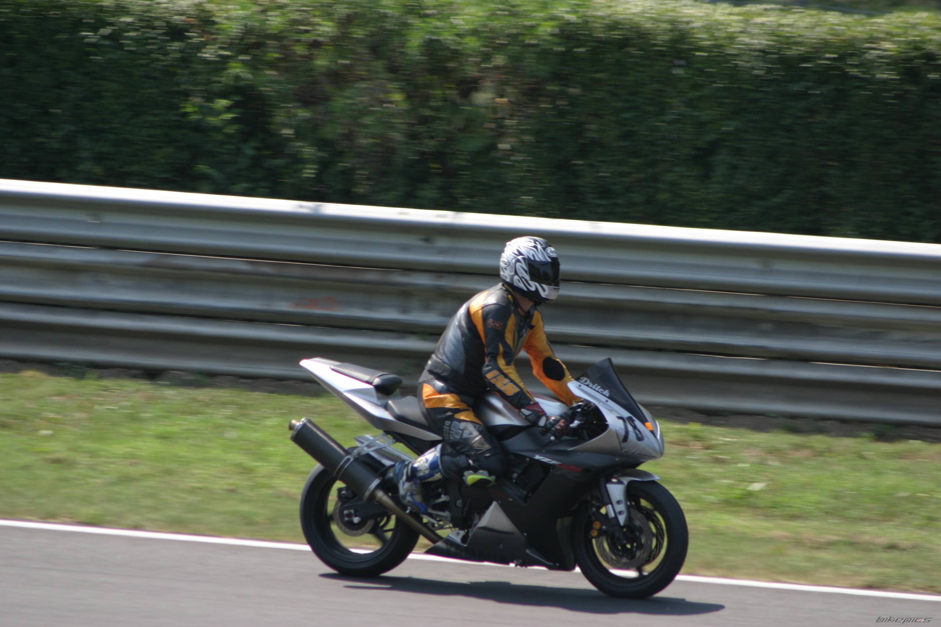 Photo 104877