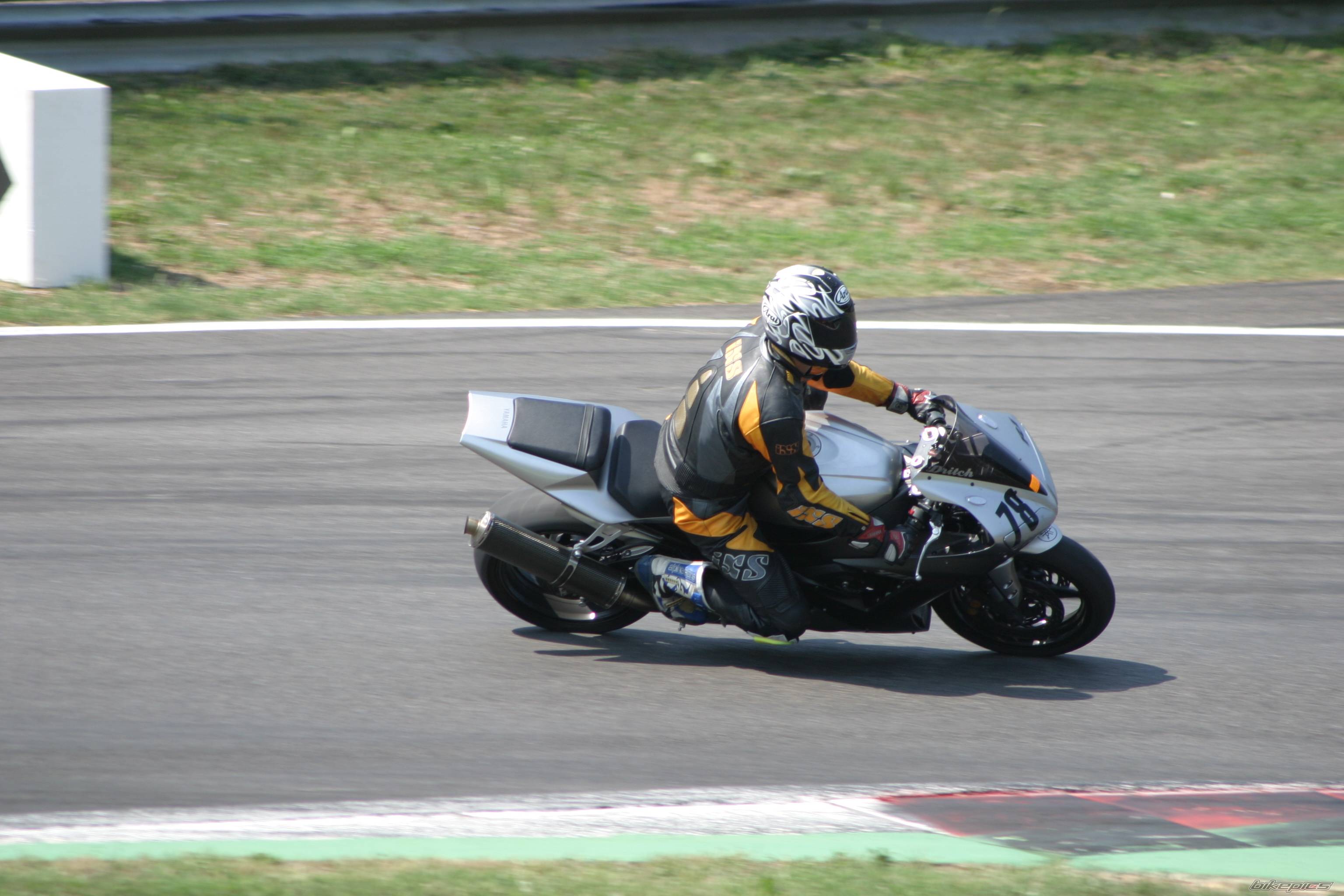 Photo 104879