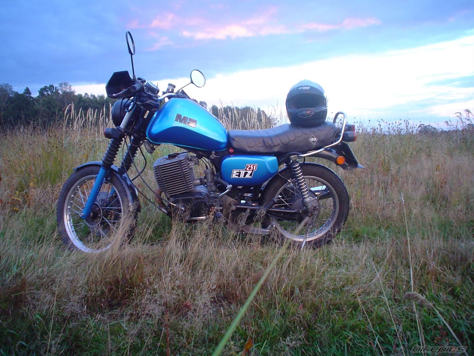Photo 1048792