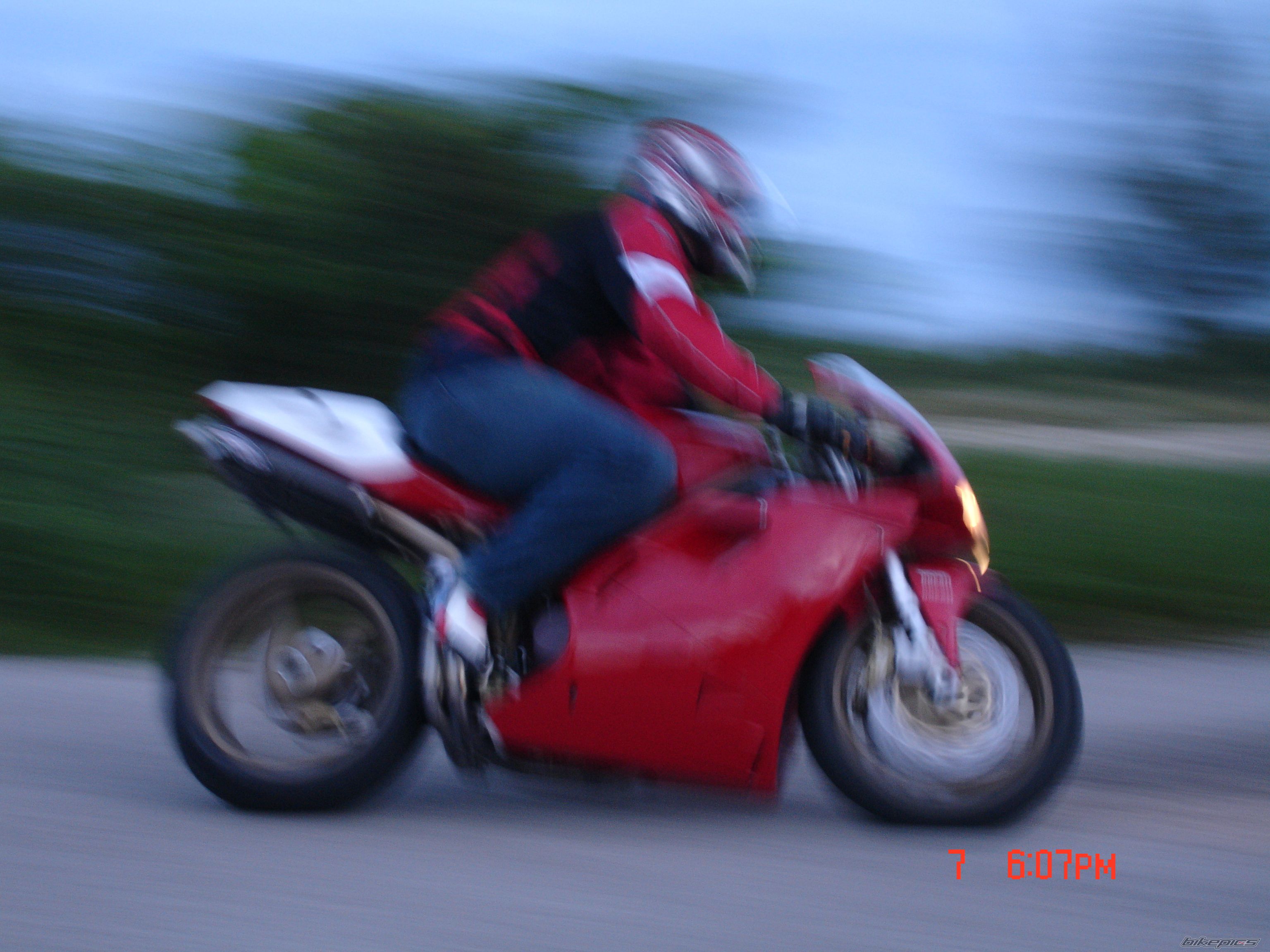 Photo 1048937