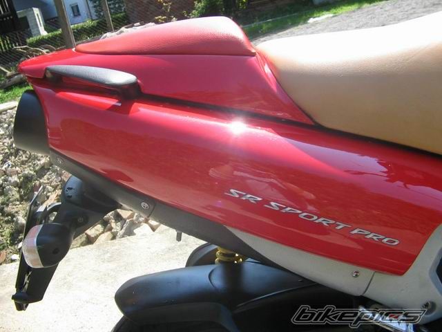 Photo 1049113