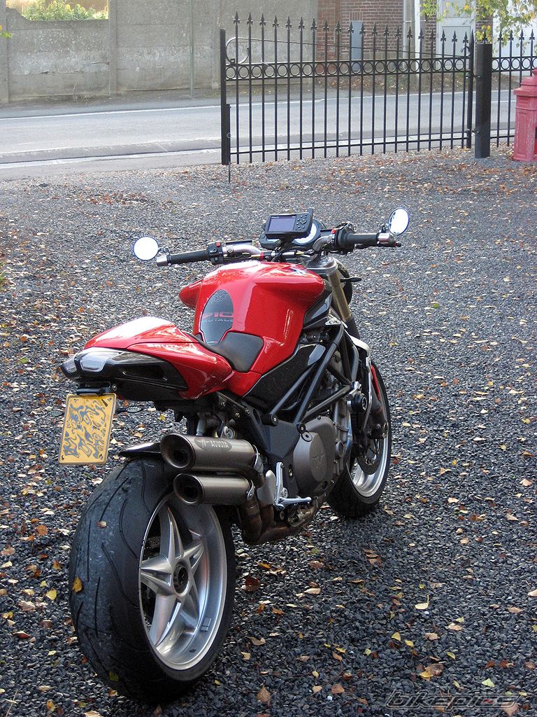 Photo 1049129