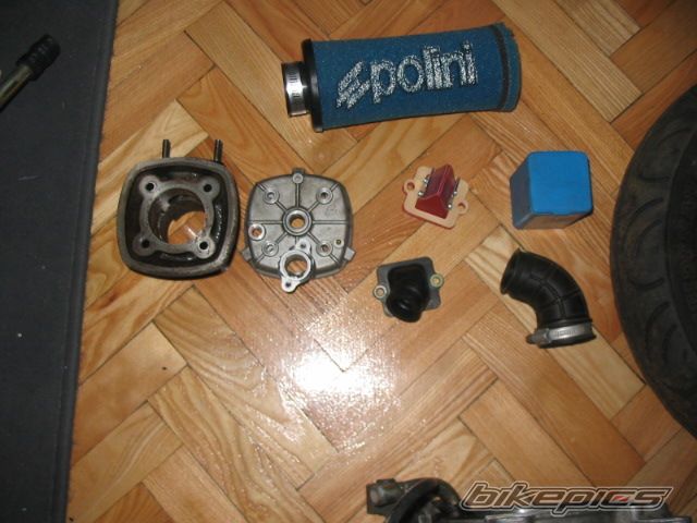 Photo 1049373