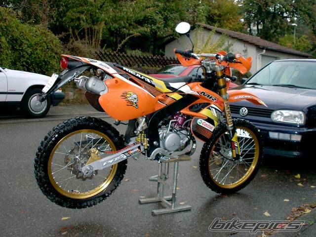 Photo 104943