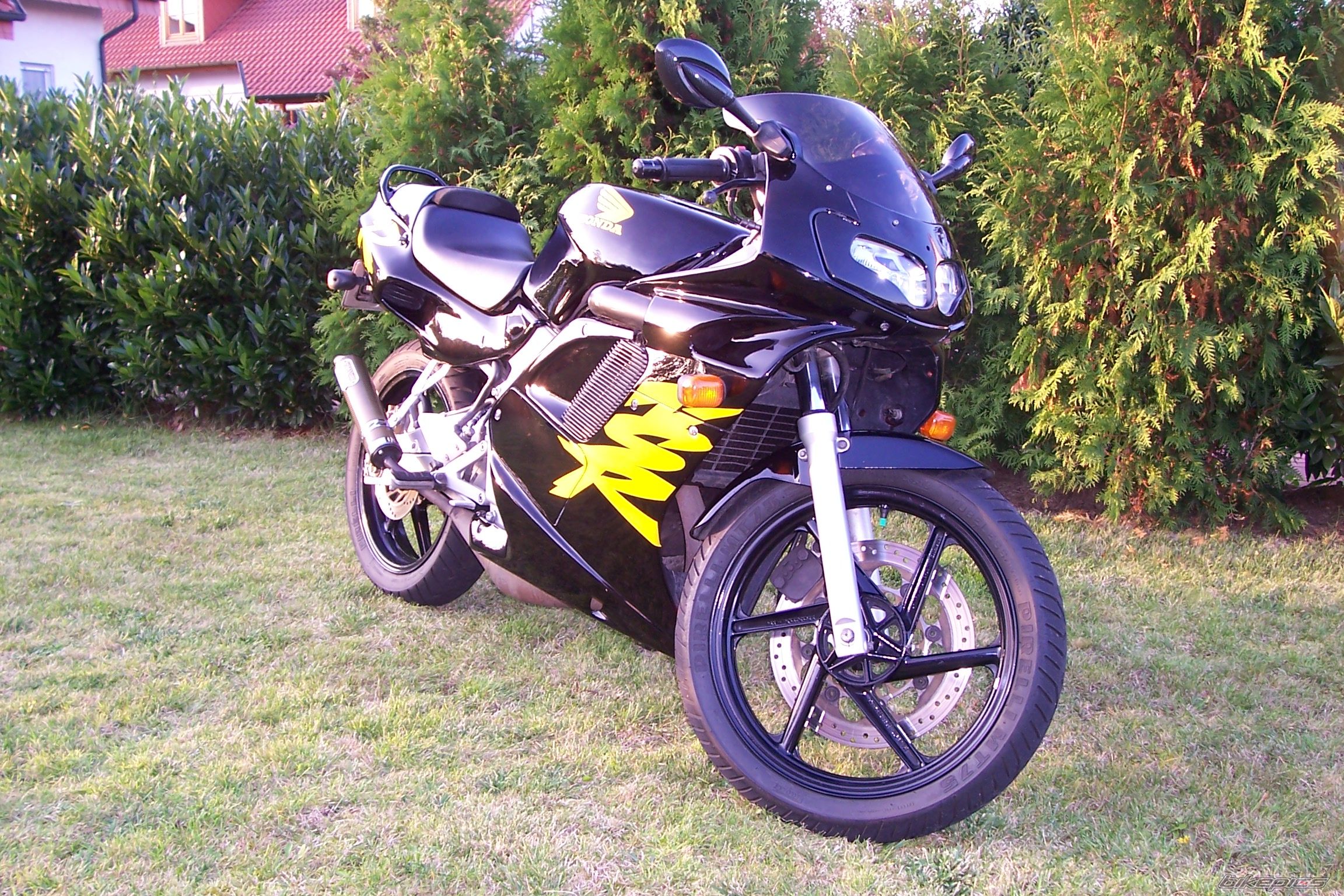 Bike Photo 1049496