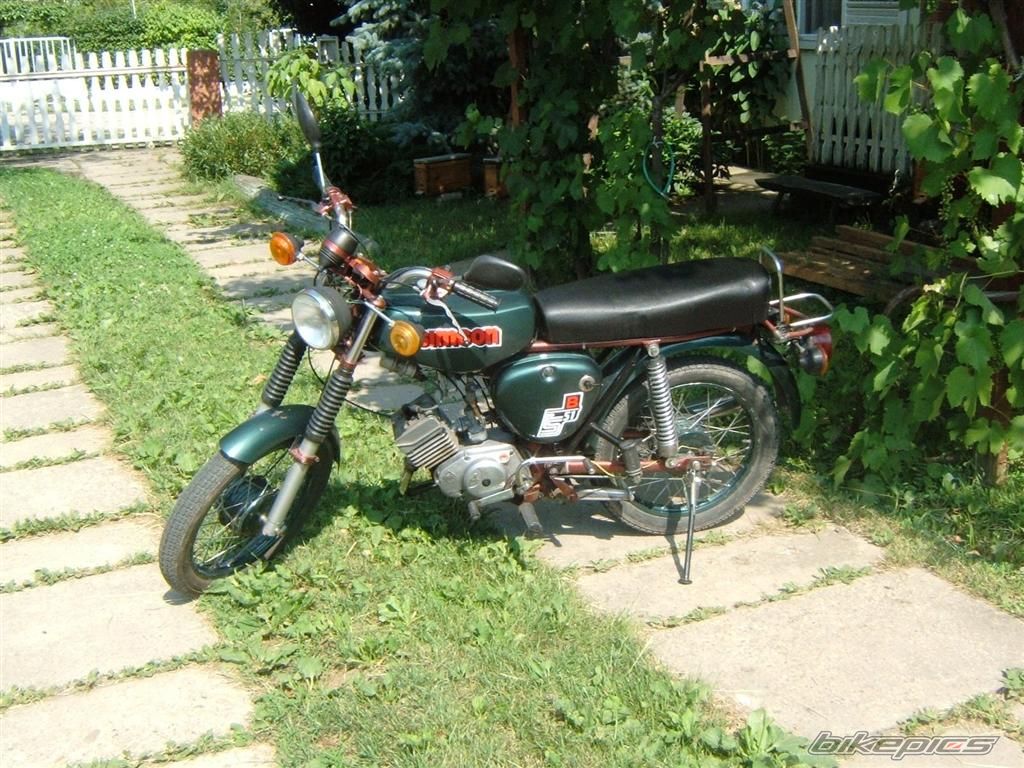Photo 1049645