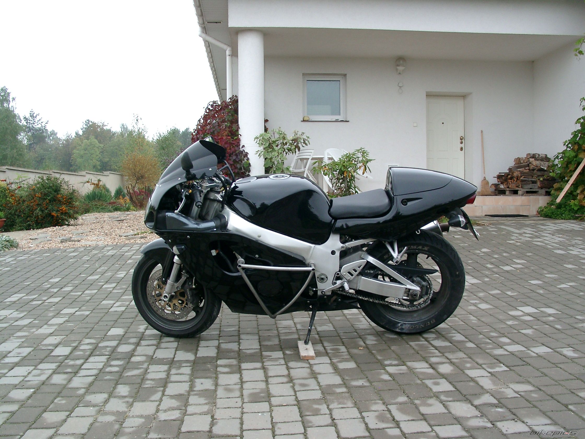 Bike Photo 1049695