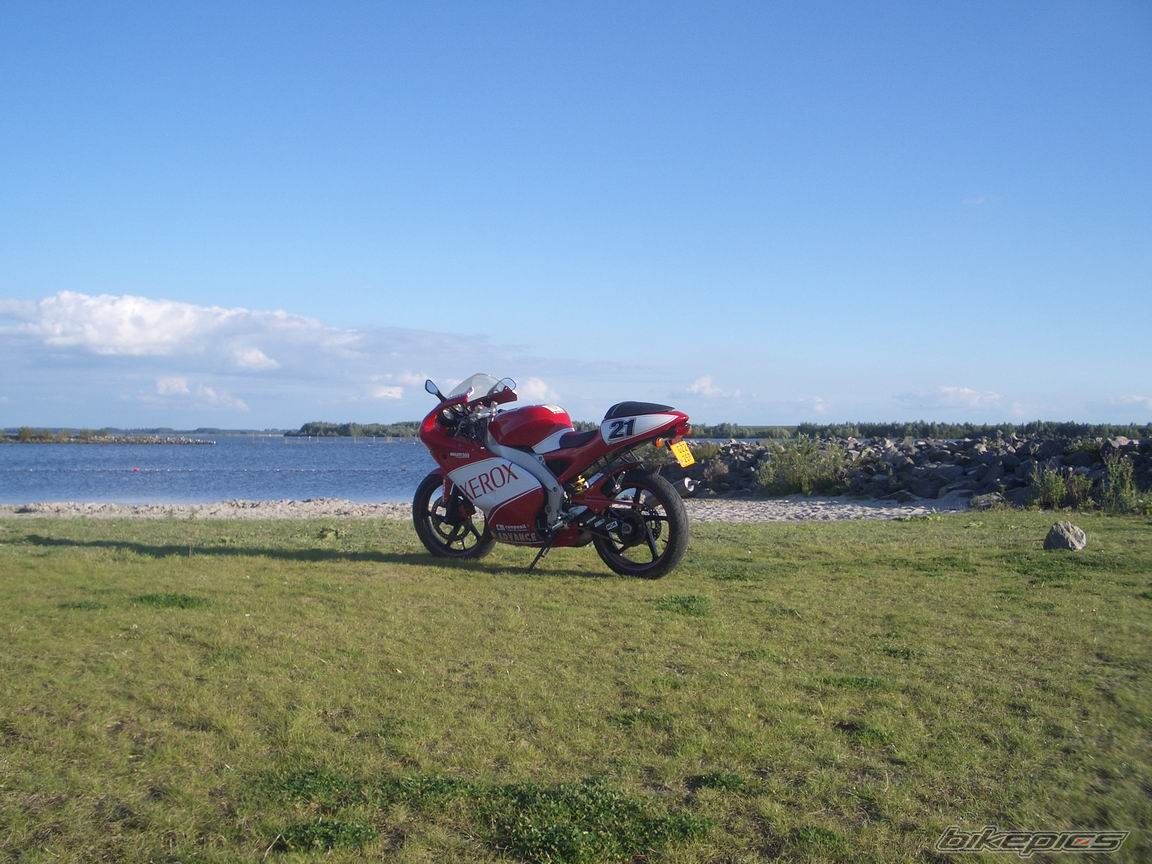 Photo 1049738