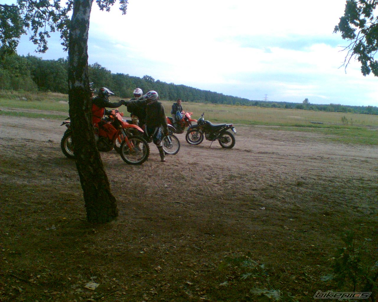 Bike Photo 1049808