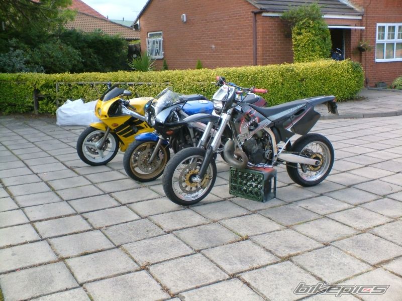 Photo 1049921