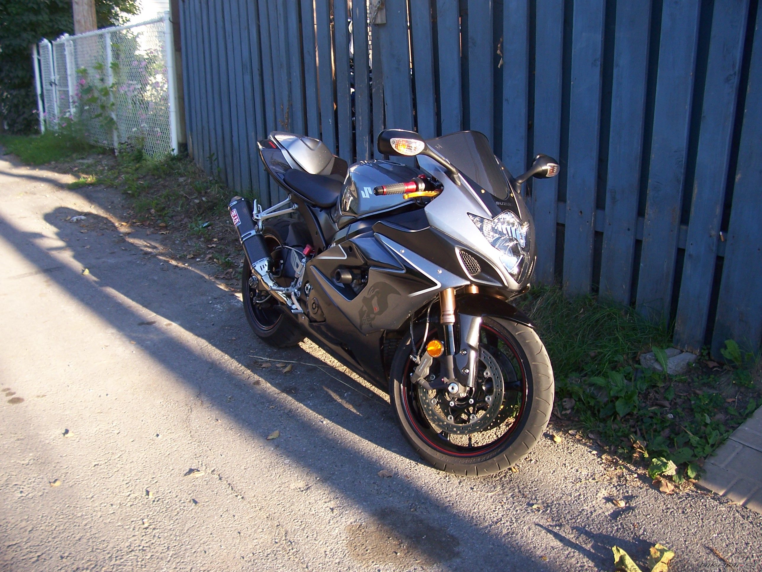 Photo 1050056
