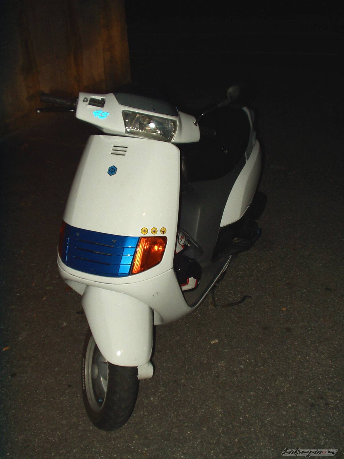 Photo 105019