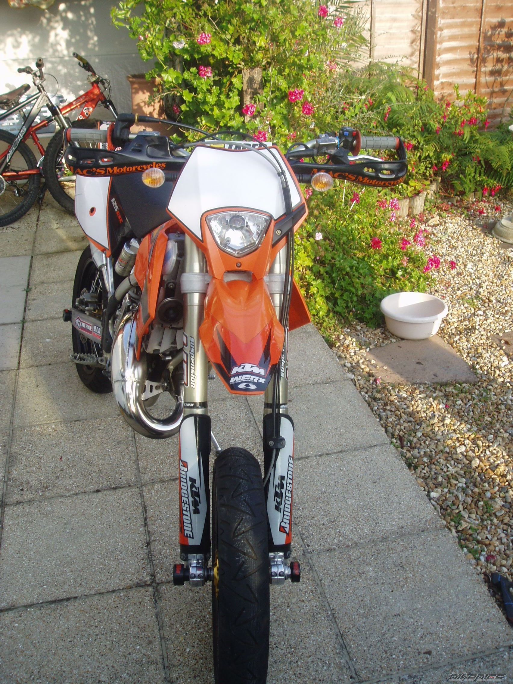 Bike Photo 1050563