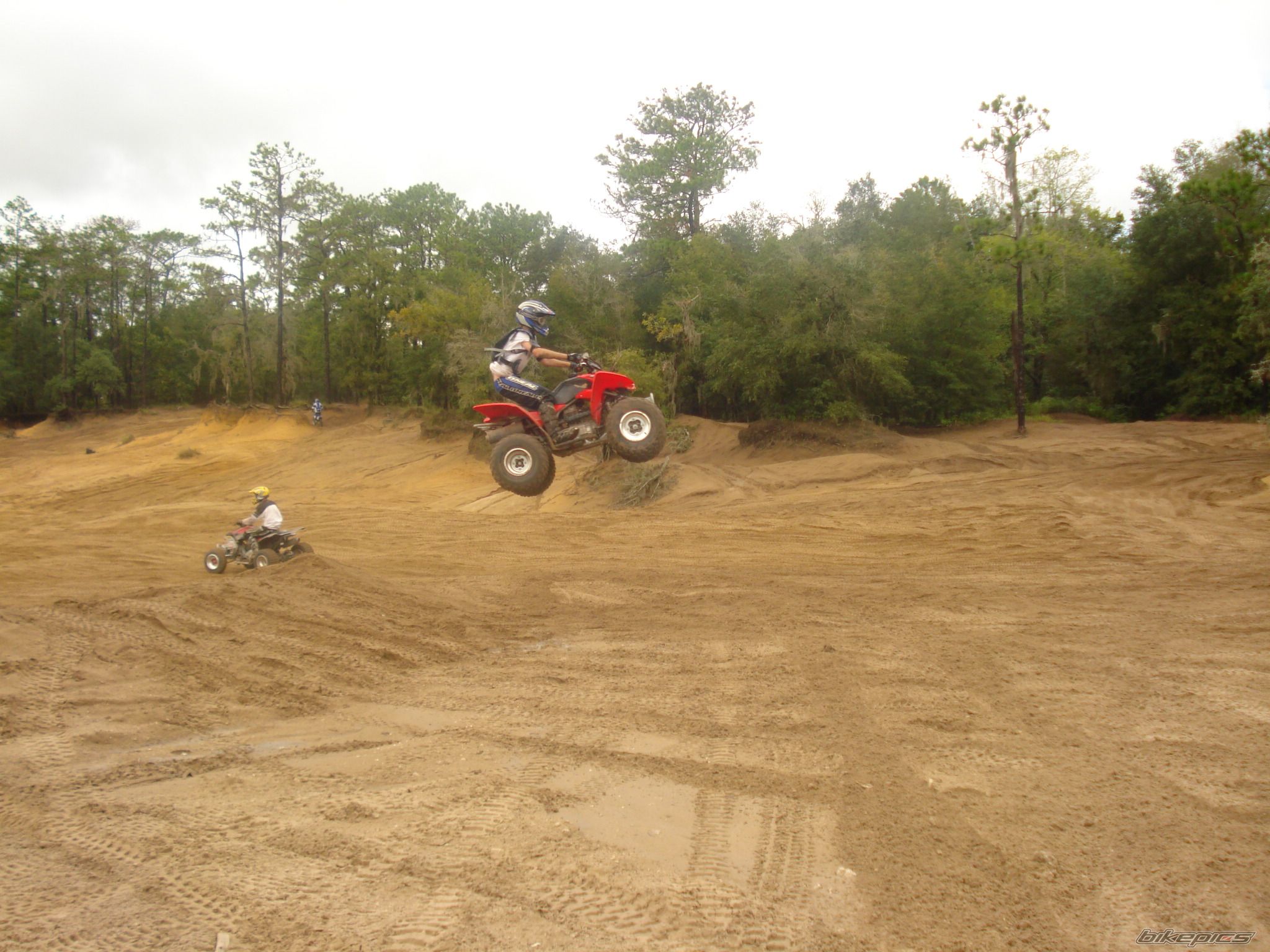 Photo 1051157