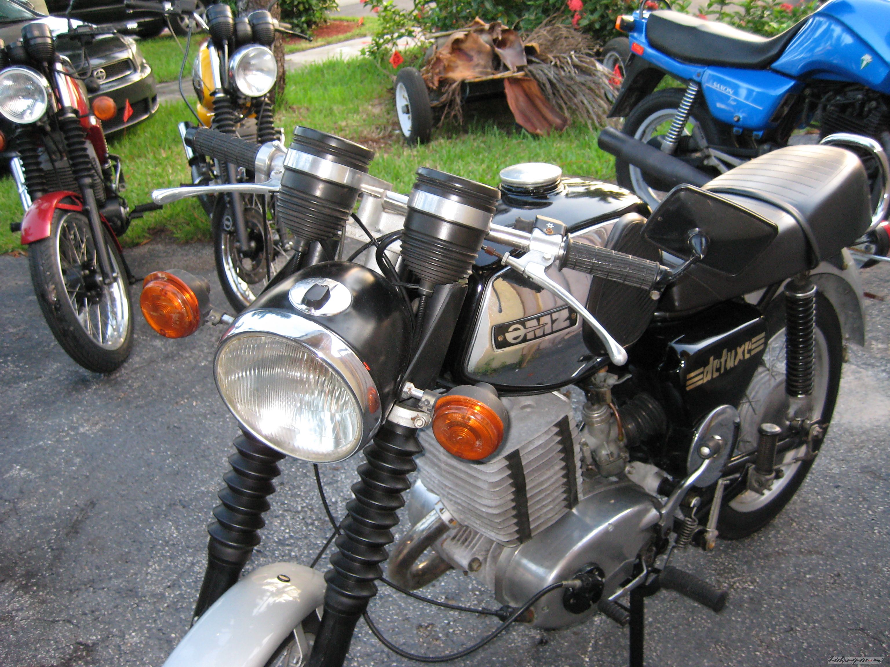 Photo 1051205