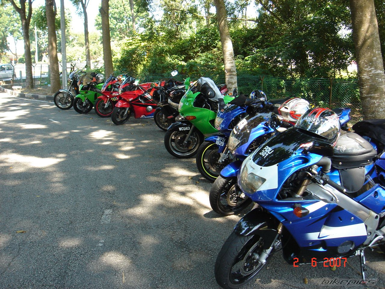 Photo 1051272