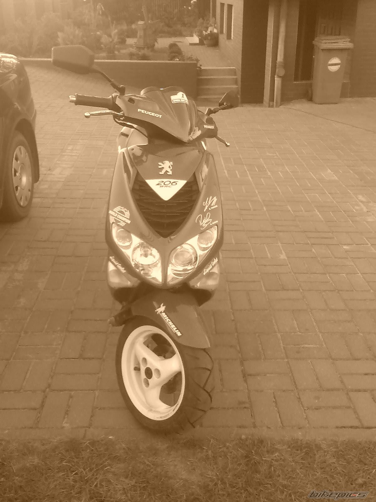 Photo 1051908