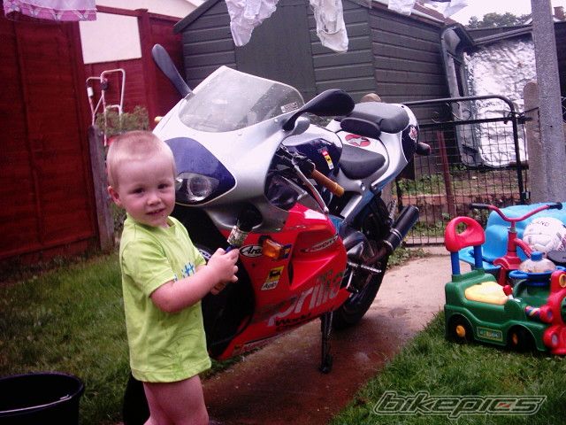 Photo 1052042