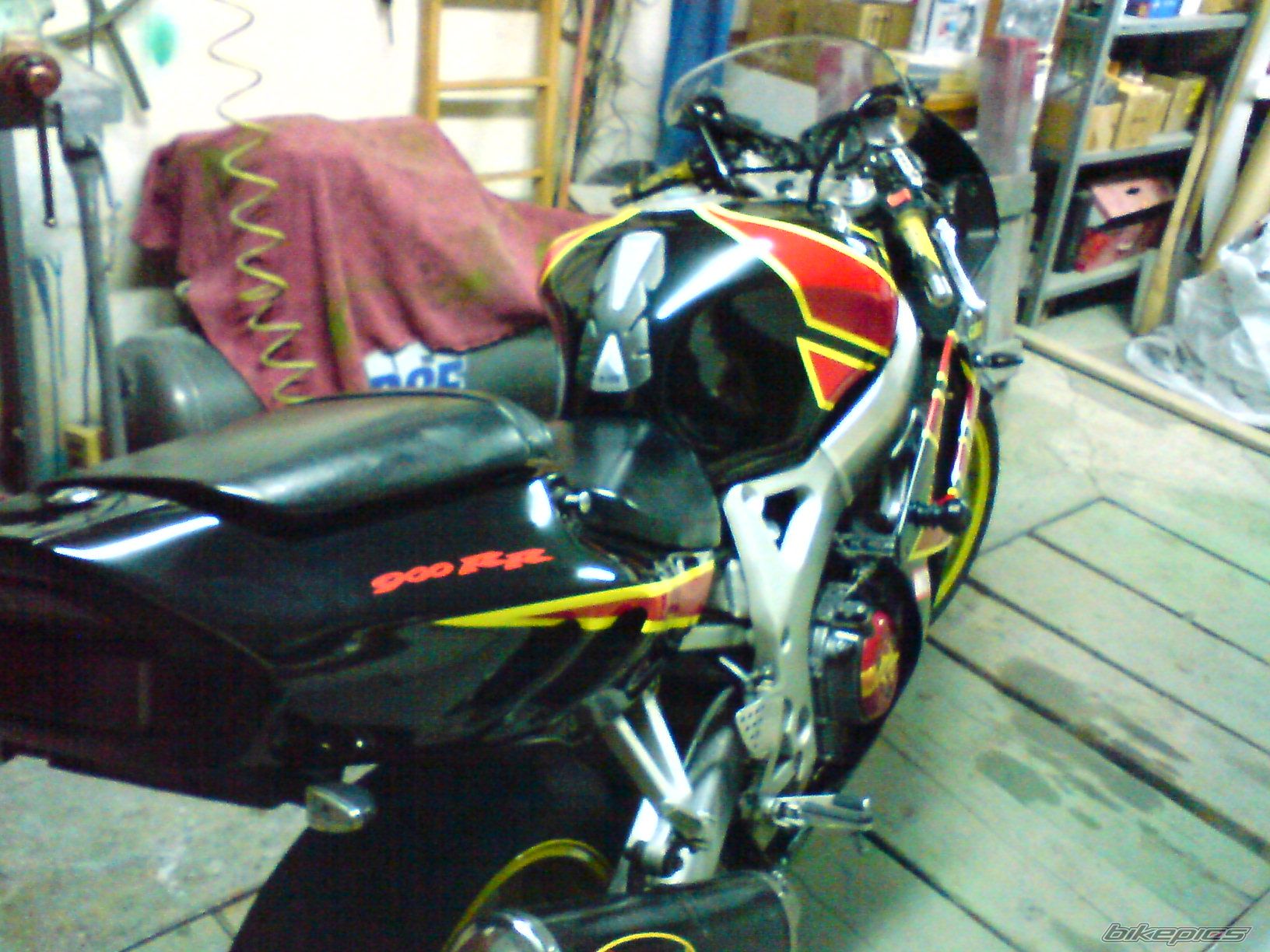 Photo 1052975