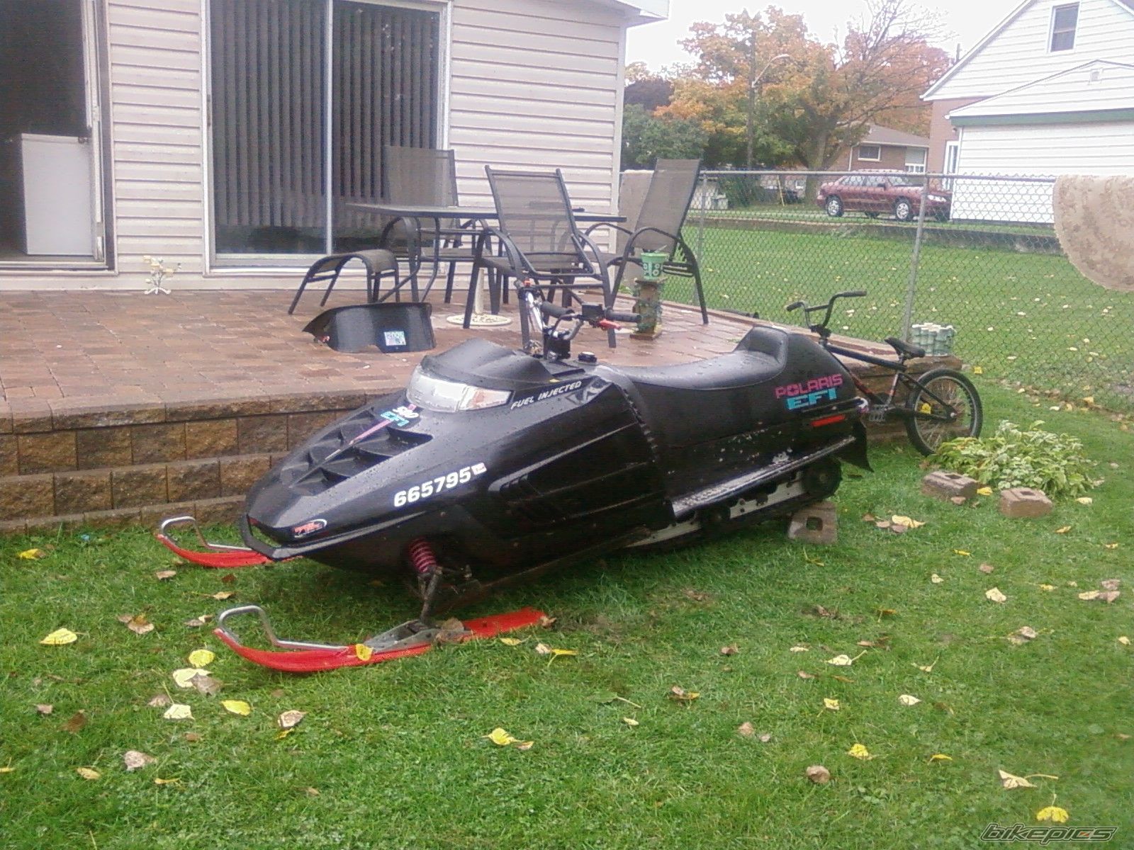 Photo 1053095