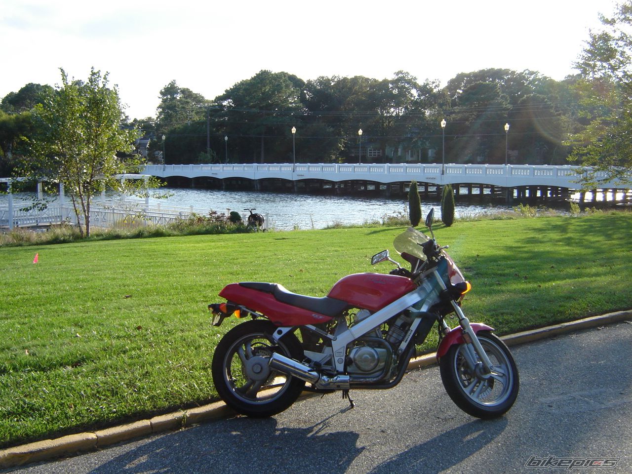 Photo 1053103