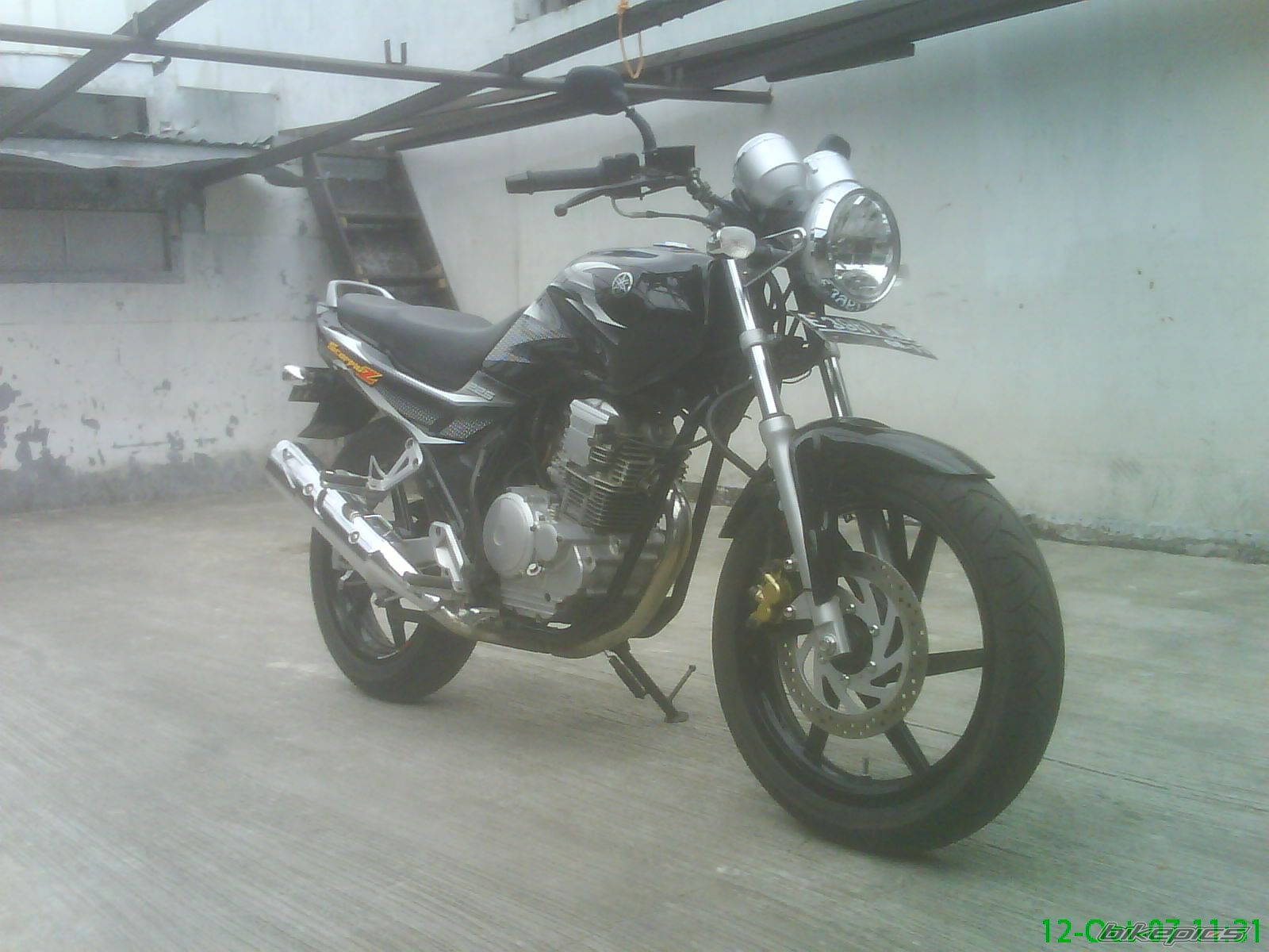 Photo 1054002