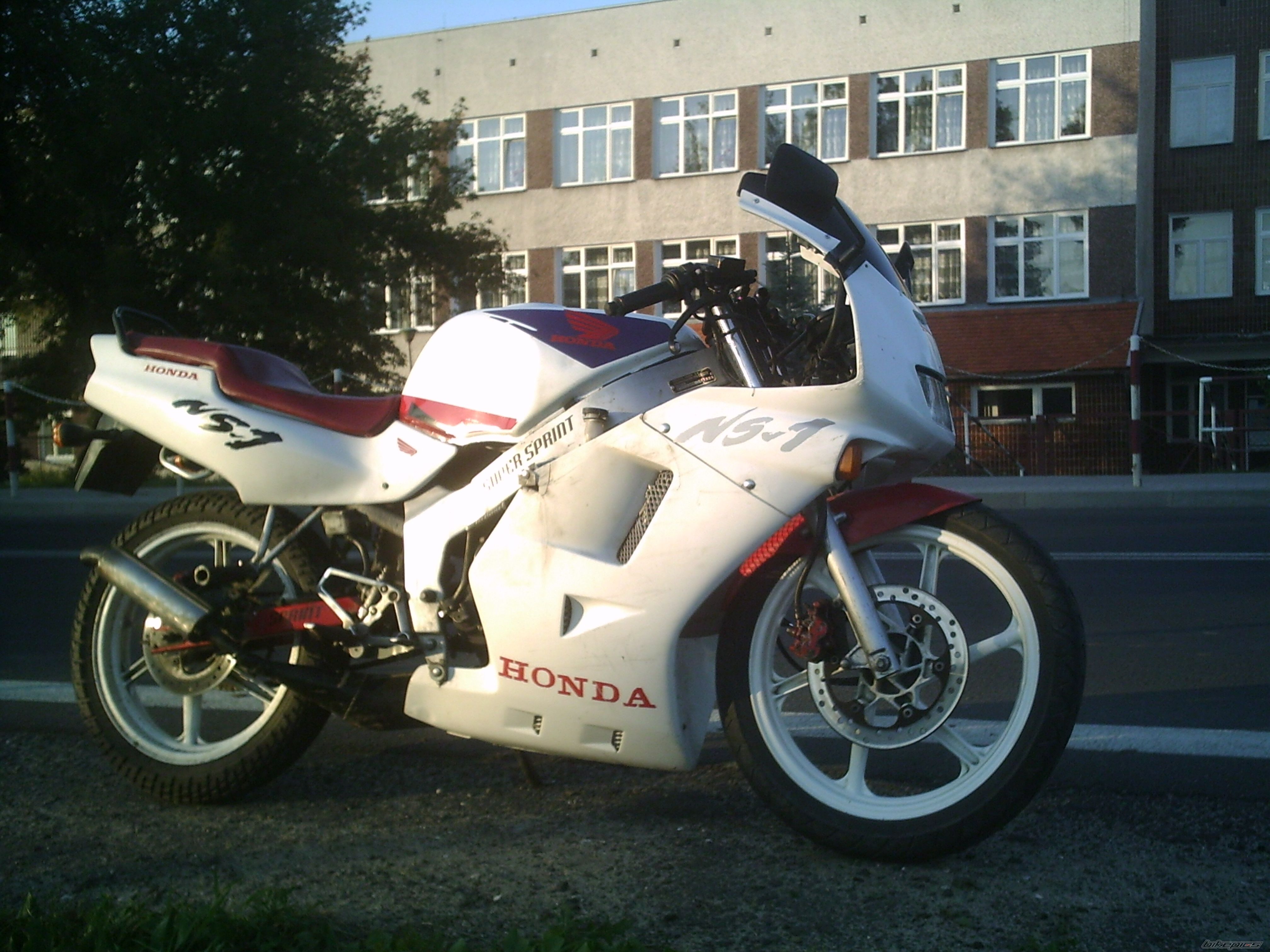 Bike Photo 1054260