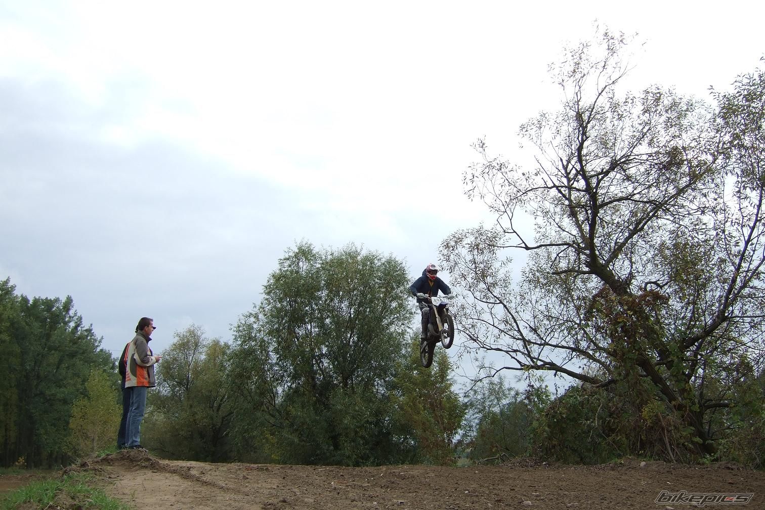 Photo 1055936