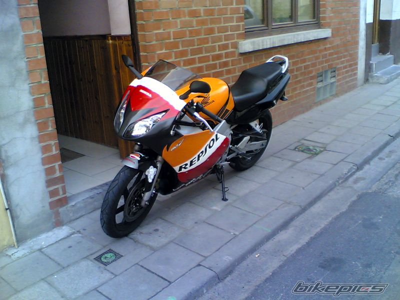 Photo 1056085