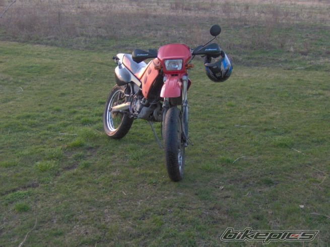 Photo 1056798