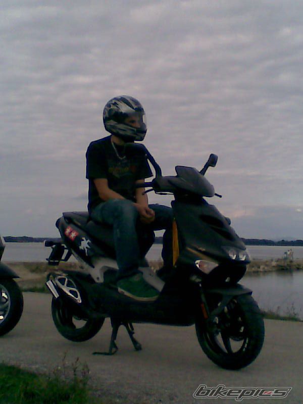 Photo 1056887